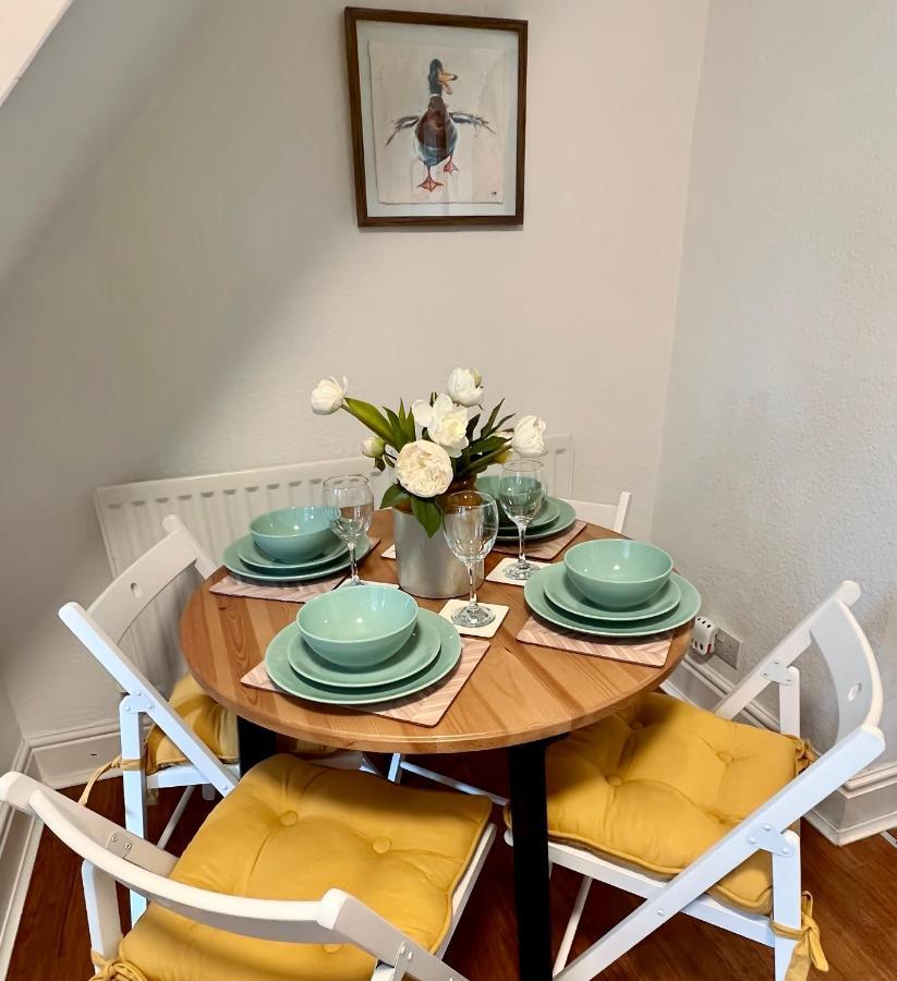 Charming Victorian Cottage Steps From Historic Chester - Free Parking Buitenkant foto